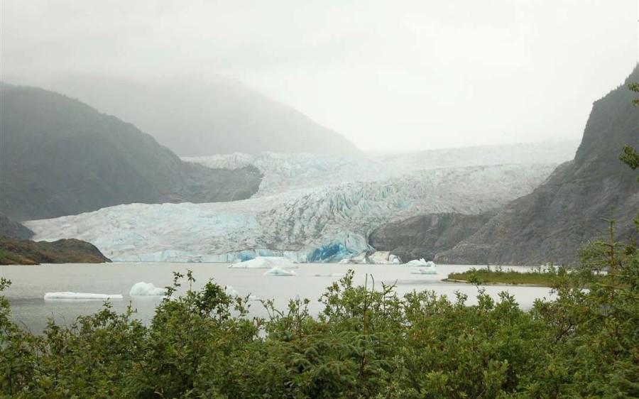 Juneau with Kids - The World Is A Book