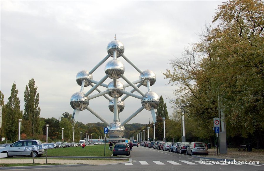 Brussels with kids: Peeing Statues & Giant Atoms - The World Is A Book