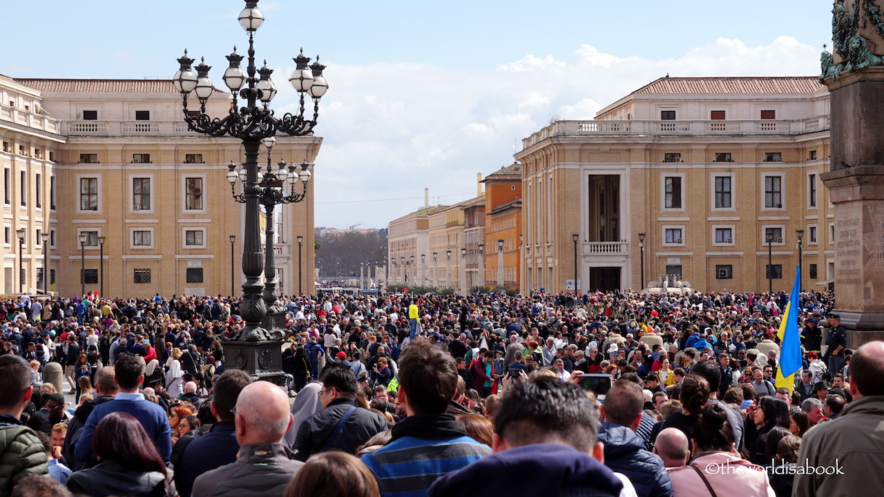Tips for Attending Easter Mass at the Vatican The World Is A Book
